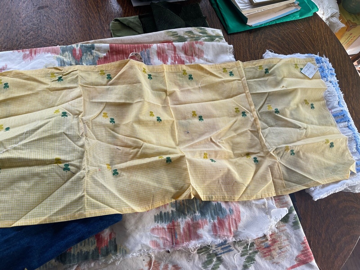 ビンテージファブリック 14x24 vintage 40's cotton fabric embroidered design yellow wh