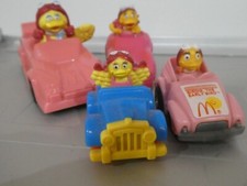 4 Figurines jouet McDonalds Birdie voiture Rose Happy Meal McDo années 90