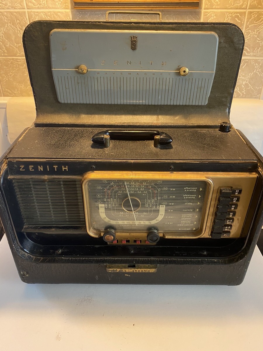 VINTAGE ZENITH TRANS OCEANIC WAVE MAGNET RADIO MODEL H500 UNTESTED