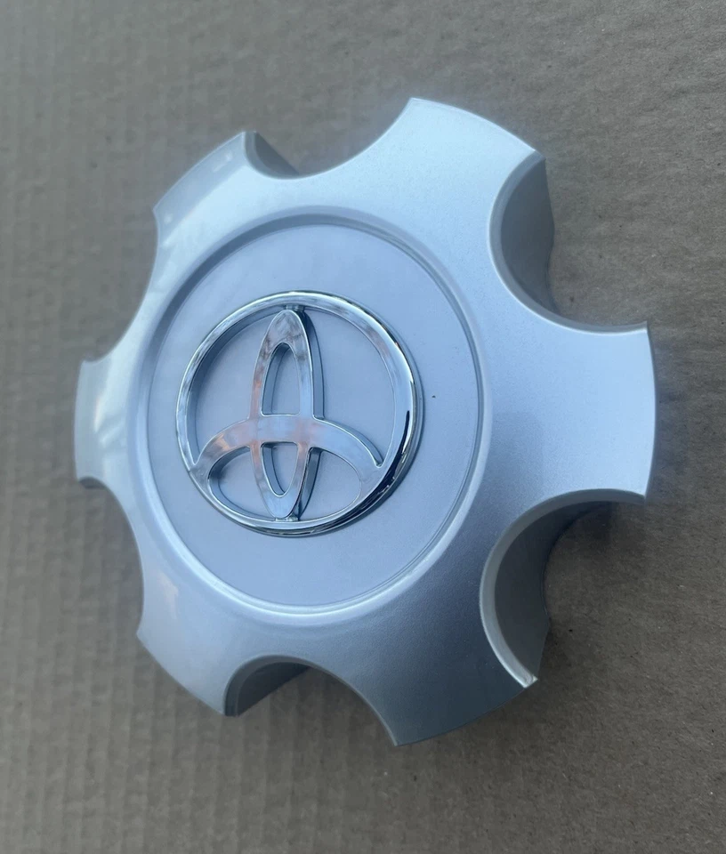 Nuevo 1 pieza TOYOTA Sequoia 2003 04 05 06 07 tapacubos central plata 560-69440 rueda 17" Foto 3 de 4