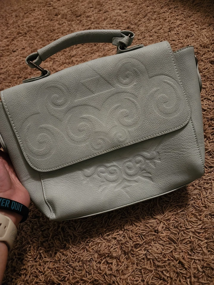 RARO Legend Of Zelda Navi Bioworld Cartera Azul Hyrule Mapa Enlace Princesa Bolso Hada Foto 2 de 4