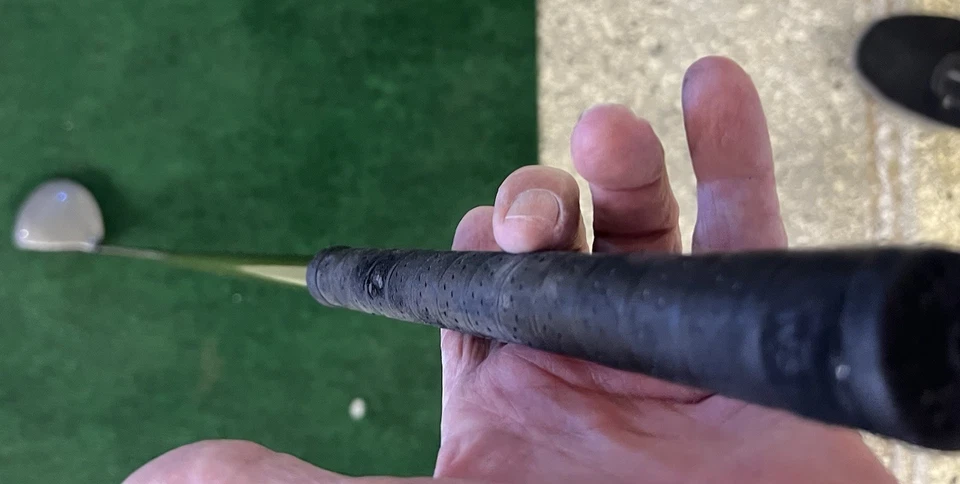 Destornillador de titanio Antslice desplazado (10*) - Eje de grafito Aldila - Derecha Foto 3 de 4