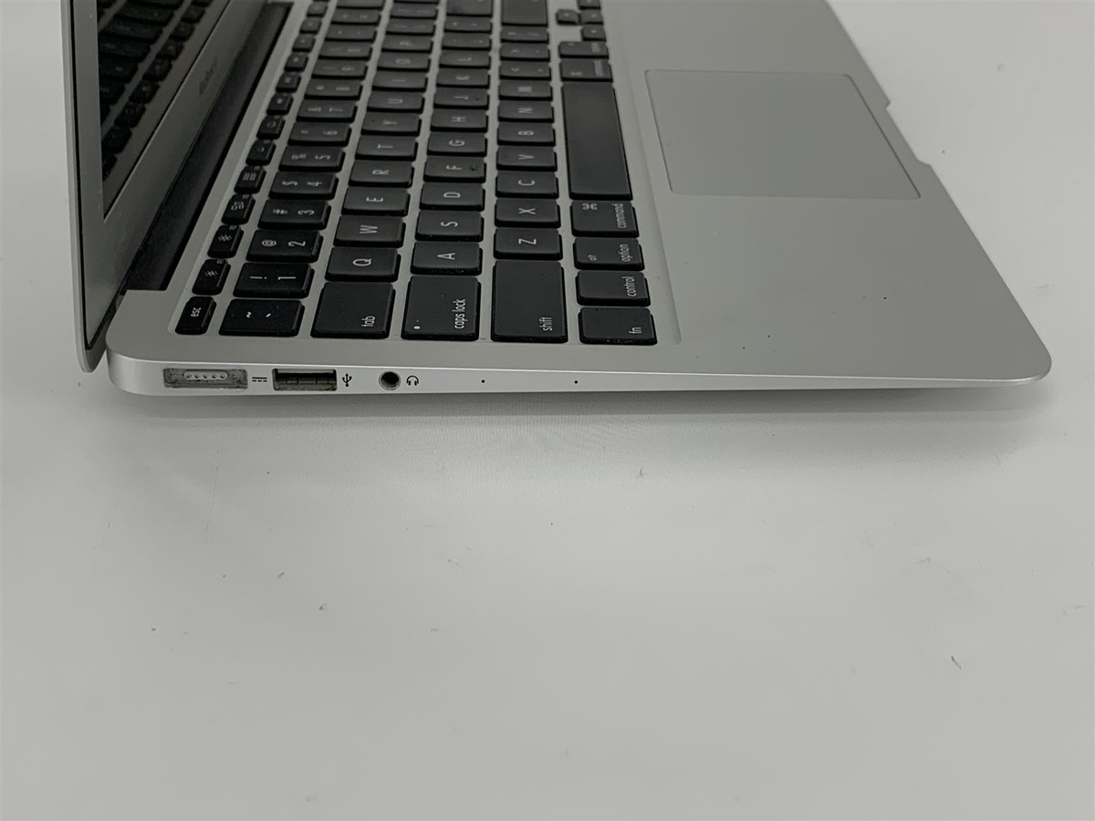 Apple MacBook Air A1465 Intel i5-4250U 1.3GHz 4GB RAM 128GB SSD OS
