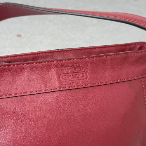 COACH Vintage Zoe Hobo Bag Shoulder Bag Hand Bag Leather Red x Gold Hardware - Picture 12 of 24
