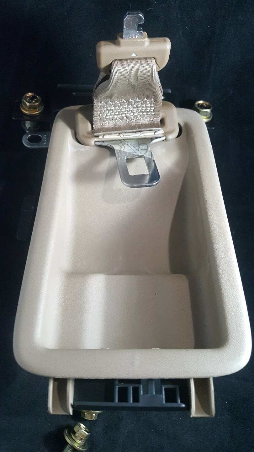 TAN 2ND ROW CENTER ROOF SEAT BELT HONDA PILOT 03 04 05 OEM MIDDLE