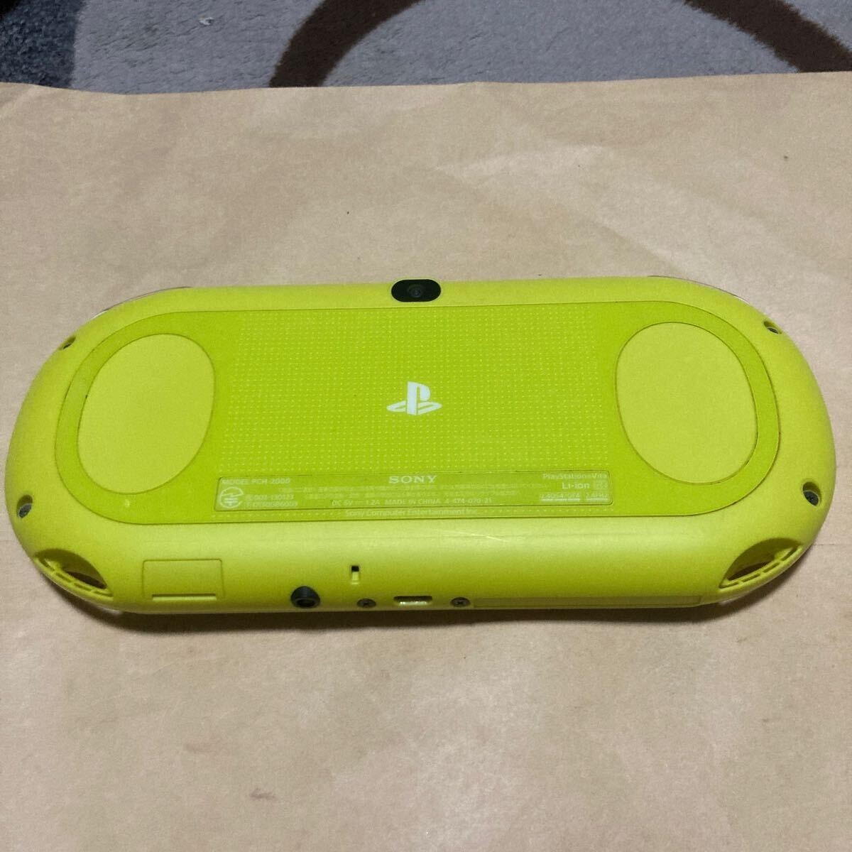 SONY PS Vita Wi-Fi model PCH-2000 ZA13 Console Lime Green