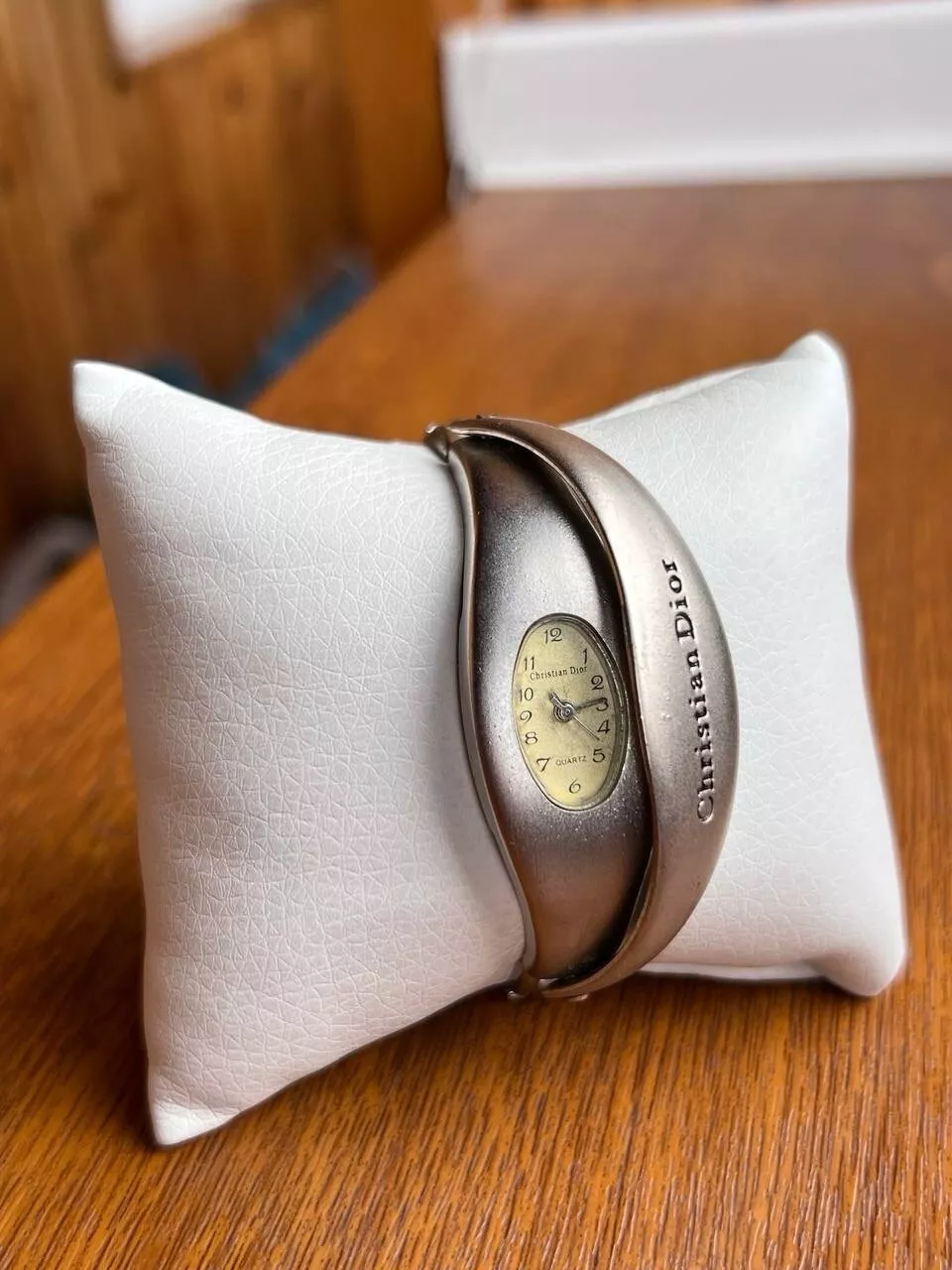 Montre femme Christian Dior années 1990 vintage acier rare rétro couvercle ouvert femme années 90