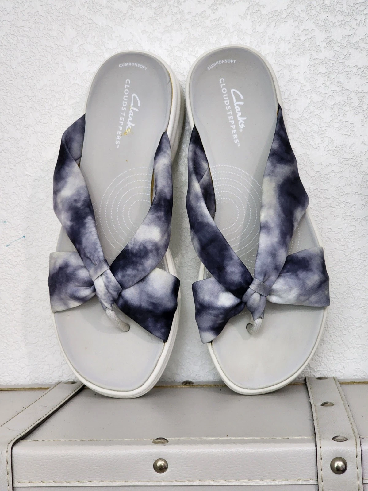 Sandali Clarks Cloudsteppers annodati slide Drift Ave in bianco grigio taglia 8