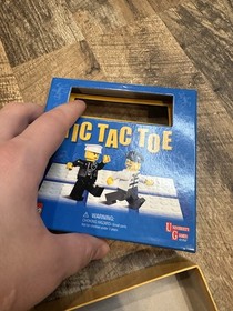 RARE 2006 LEGO Tic Tac Toe University Games Cops And Robbers Missing 2 Minifigs