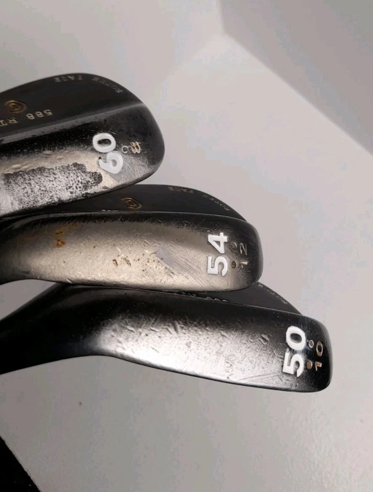 Cleveland RTX-588 Black Oxide 50, 54 & 60 degree wedge Set - Image 4 of 4