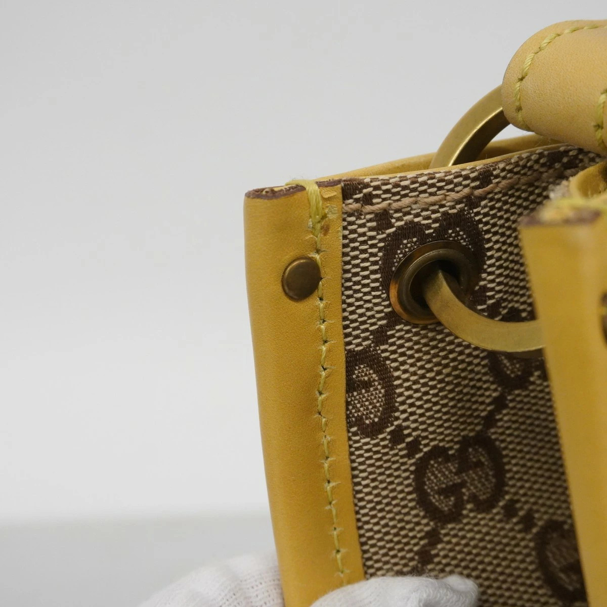 Gucci GG Canvas Shoulder Bag Beige Yellow Leather Gold Hardware thumbnail 6