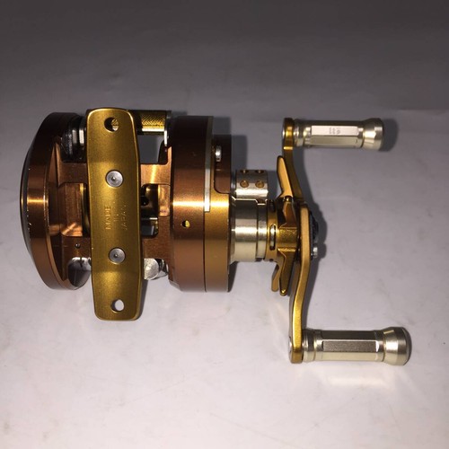 Megabass Monoblock Bespoke Limited Evolution Topaz Right Bait Fishing Reel - Picture 3 of 7