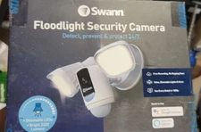 Swann Wi-Fi Floodlight Security Camera - White (SWIFI-FLOCAM2W-US)