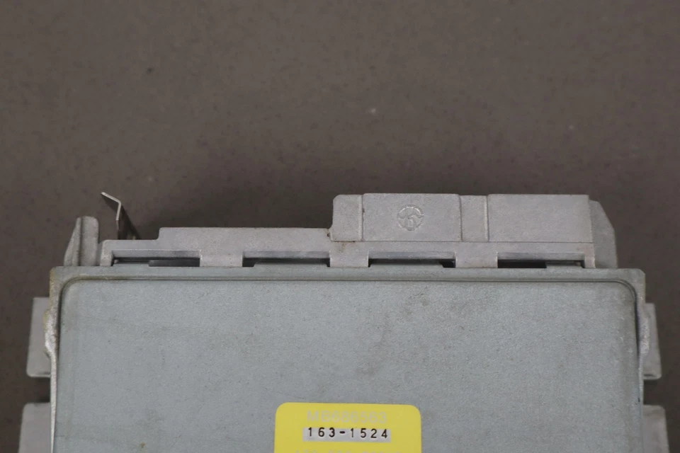 91-92 Mitsubishi 3000GT VR4 OEM ABS Control Module AWD MB686563 - Image 2 of 4