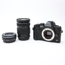 Olympus OM-D E-M10 Mark IV Black  14-42mm EZ  40-150mm Kit -Near Mint- 437