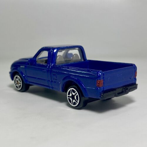 Johnny Lightning 1983 Ford Ranger & Blue MotorMax 6052 Pickup 1:64 Diecast Lot - Picture 21 of 24