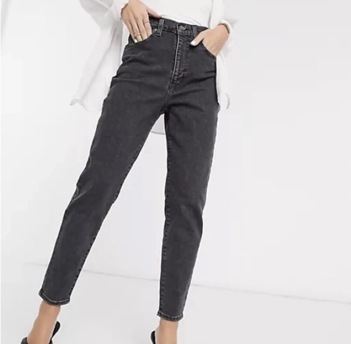 levis high waist faded black mom jeans
