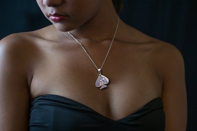 '' Silver Queen Of Spades Necklace '' Hotwife, I LOVE BBC, Slut, Shared Wife