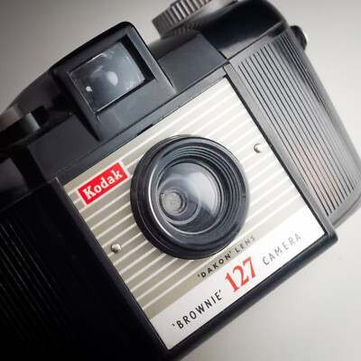 Lens Brownie 127 Camera Kodak Brownie 127 Camera Type 1965–1967