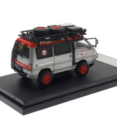 ミニカー Autobots models DELICA 1/64 1/64 Autobots Models Mitsubishi Delica 4X4 Star Wagon Van