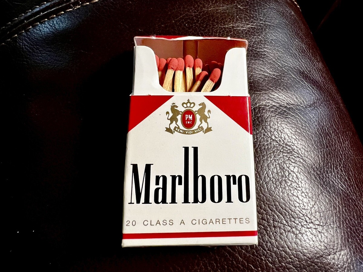 Classic Marlboro Cigarette Pack Matchbox, Unstruck