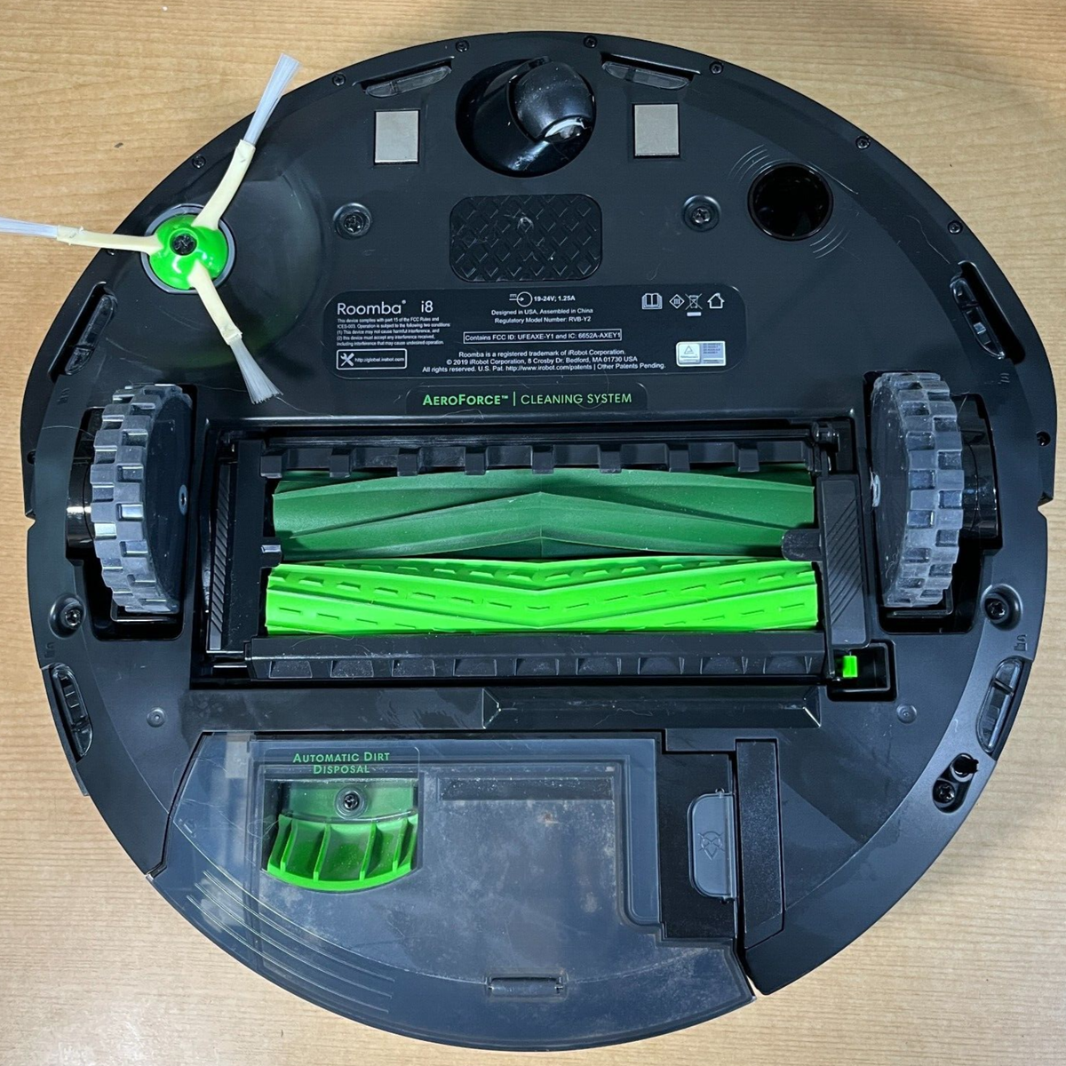 iRobot Roomba i7 Robot Vacuum Wi-Fi Connected with ADE-N1 Base | eBay