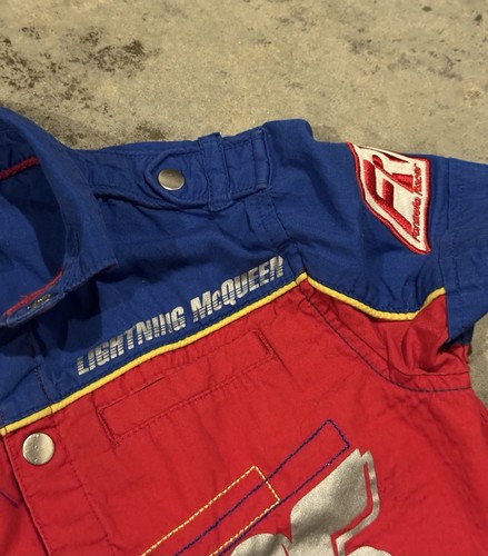 Disney Store Pixar Cars Button Up Short Sleeve Boys Size 4 Patches Pit Crew - Picture 5 of 7