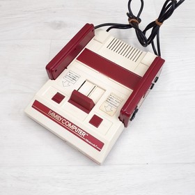 Nintendo Famicom Console bundle with AC Adapter RF Switch Japan TESTED