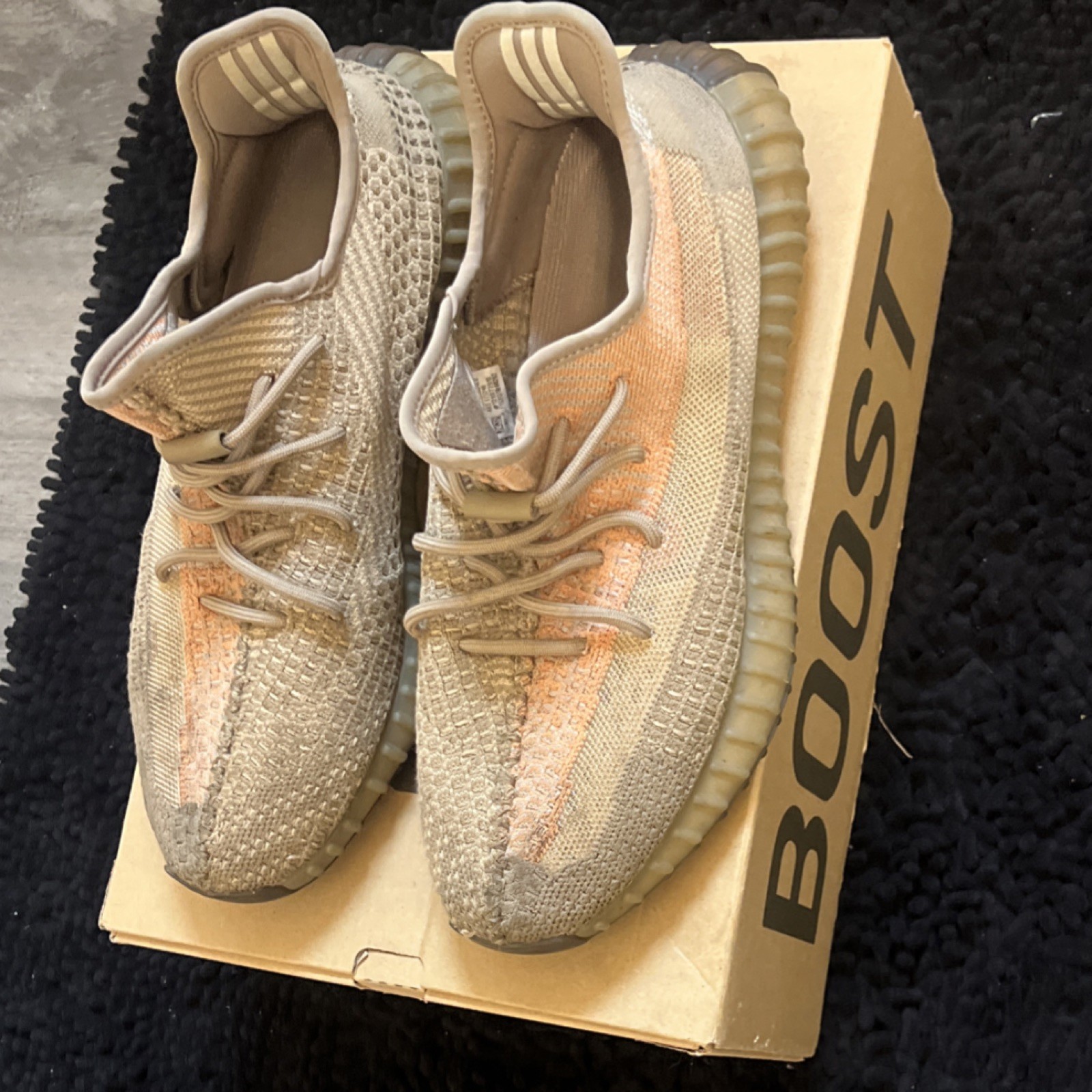 adidas Yeezy Boost 350 V2 Sand Taupe FZ5240 Men's Low Top Sneakers Beige Orange thumbnail 2