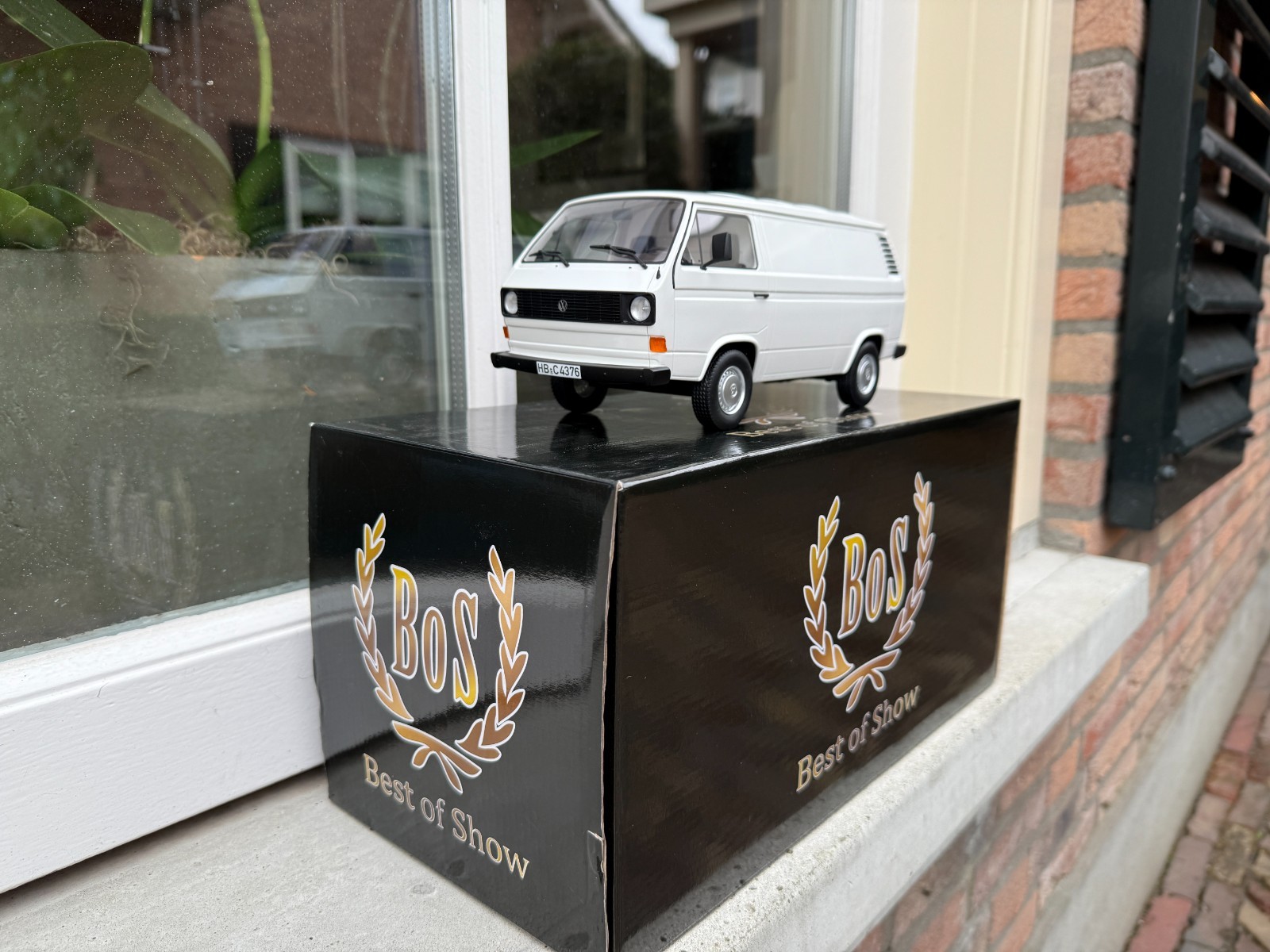 Foto 8 van 1:18 Volkswagen Transporter T3A Kasten White 1979 BOS Models BOS282