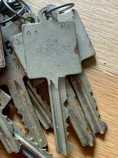 BEST keys pair Vintage Novelty Collector Locksmith Locksport SFIC lock Security5