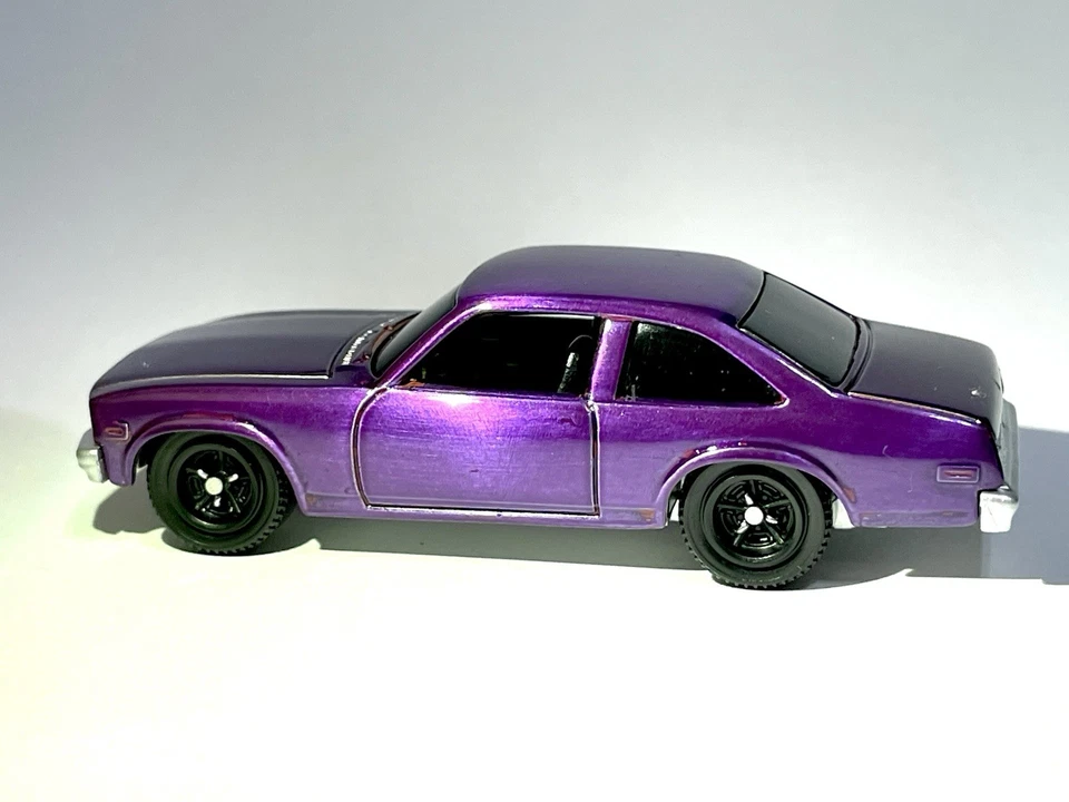 😎 Matchbox 1979 Chevy Nova hecho a medida Spectraflame púrpura coche fundido a presión Foto 4 de 4