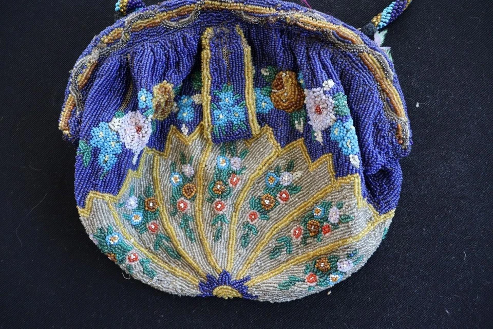 Sac À Main En Verre Floral Perlé Vintage Des Années 1900 7" X 6 1/2" - Photo 3/4