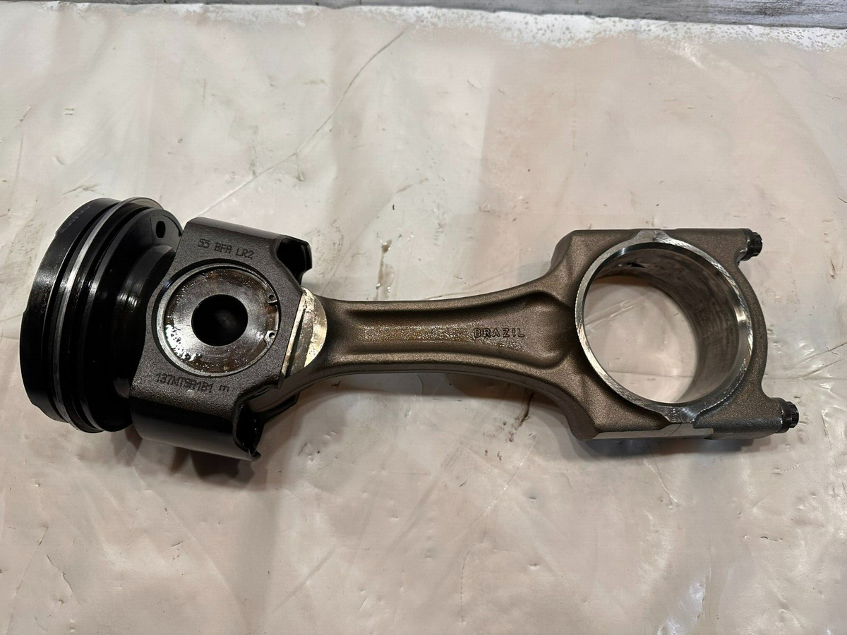 Cummins ISX15 DIESEL ENGINE CONNECTING ROD AND PISTON 4059429 OEM