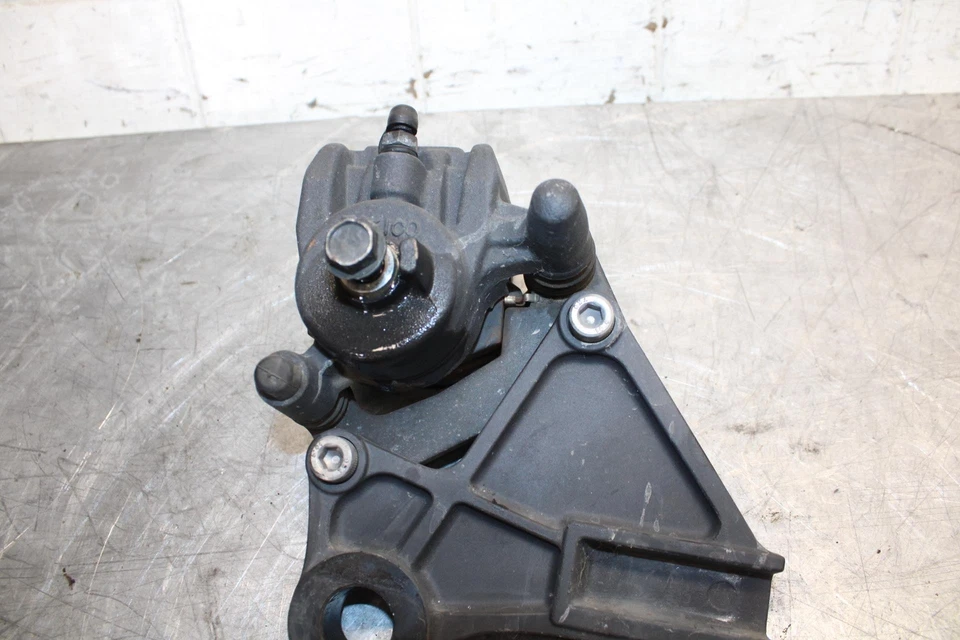 2008 Kawasaki Ninja ZX10R ZX1000E PINÇA DE FREIO TRASEIRA COM SUPORTE DE MONTAGEM BB524 - Imagem 2 de 4