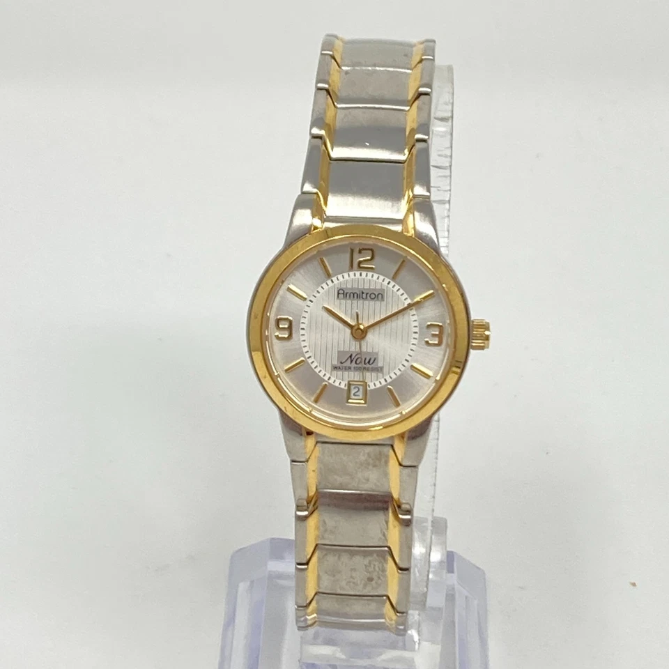 Reloj De Colección Armitron Now Mujer 25mm Plata Oro Dos Tonos Fecha 30M Batería Nueva 7" Foto 4 de 4