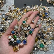 Vintage-now Costume Jewelry makeing Lots button Read Description 50pcs