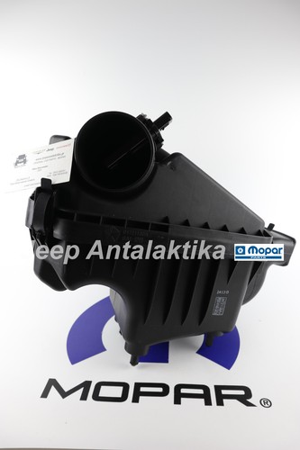 Aire Limpiador Caja Jeep Wrangler JK 11-18 2.8L Diesel 68306465AA Nuevo Original - Picture 3 of 6