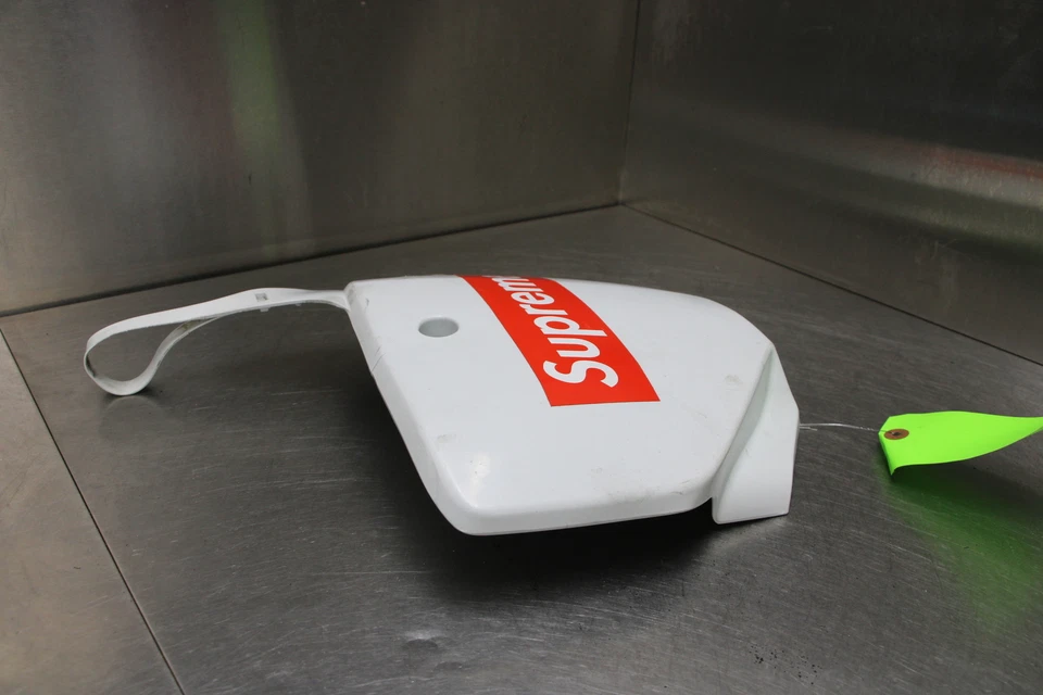 2016 Honda CRF230F Front Number Plate Visor Cover Foto 3 de 4