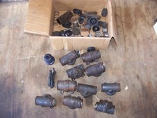 1933 Dodge Core Wheel Cylinders Related Pieces