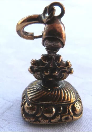 SELLO DE BRONCE VICTORIANO PENDIENTE ANTIGUO Y MUY RARO VER LAS FOTOS - Imagen 1 de 5