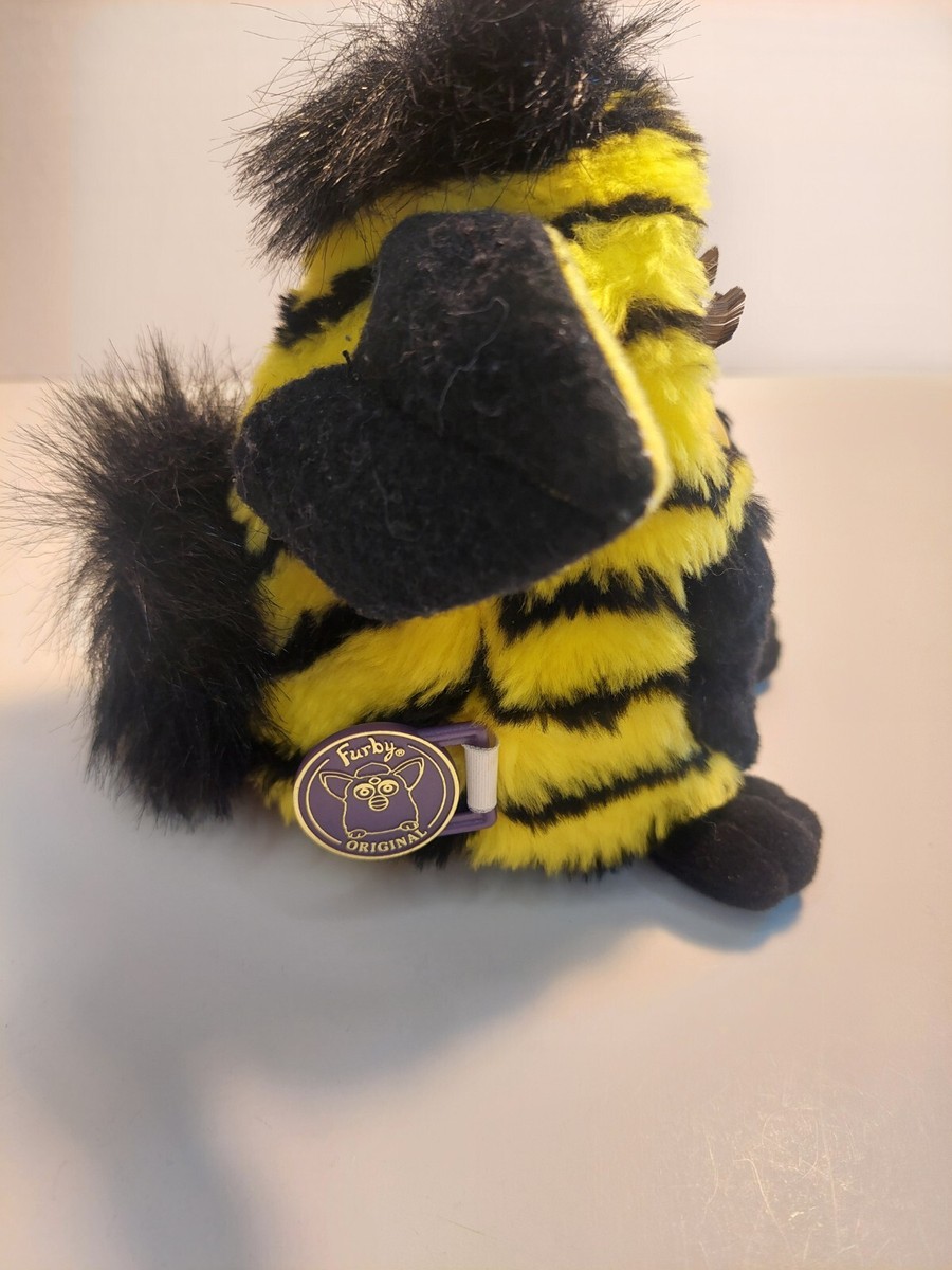 フィビふぃびページ Vintage Tiger Electronics Furby 1999 LIMITED EDITION Bumblebee