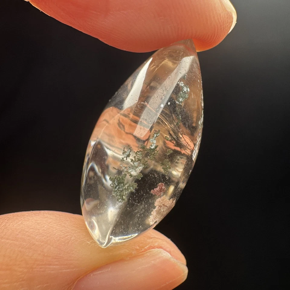 2.8cm Natural Rainbow Phantom Quartz Pendant Healing Crystal-17 - Image 4 of 4