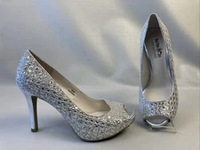 New Coach and Four Quillan Open Peep Toe Heel Champagne/Silver Sparkle Size 6.5