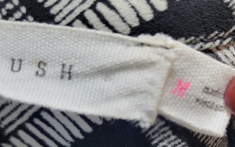 Top exuberante antropología para mujer mediano negro tostado geo estampado túnica larga festival Boh Foto 4 de 4