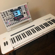 Arturia Origin Keyboard