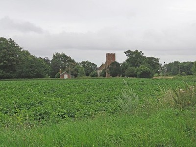Foto 6x4 Richtung Hemley Kirche Regen stand unmittelbar bevor an einem Augustnachmittag. c2017