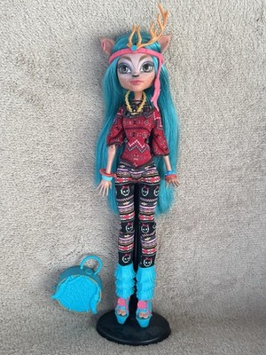 Monster High Puppe Marke Boo Students Isi Dawndancer