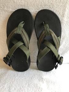 chaco hip thong