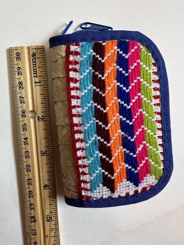 New Colorful Original From Mexico Embroidered Coin Zipper Purse. CX7 - Picture 2 of 4